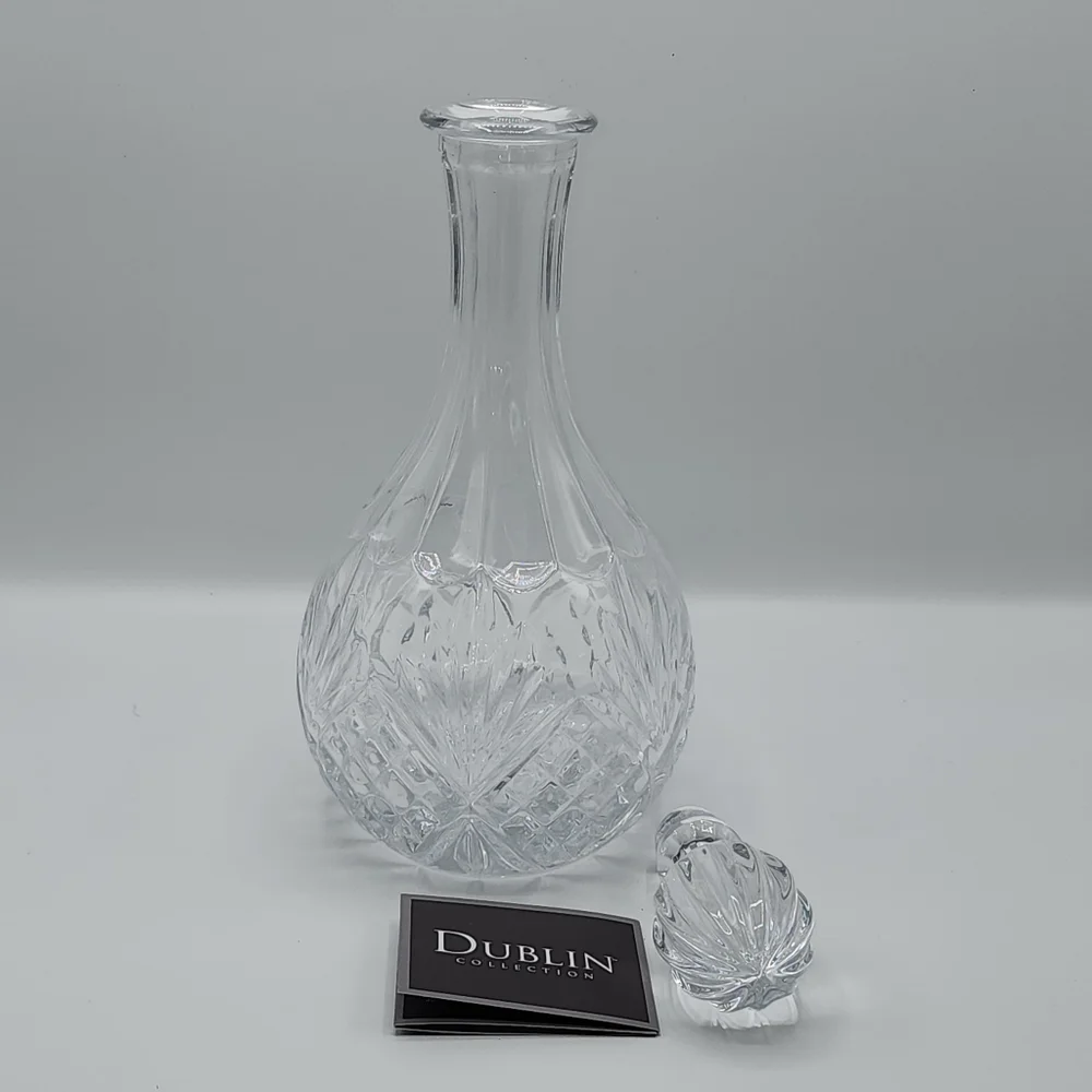 Godinger Wine Whiskey Liquor Decanter Dublin Collection 28 Oz -‎ 850 ml